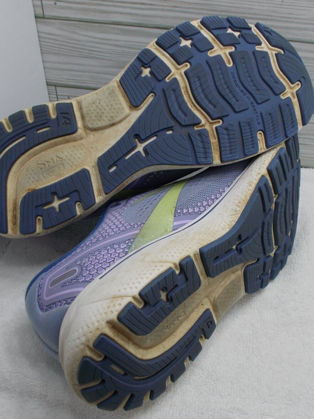 Brooks Ghost 14 Womens Size 10 1203561B544 Running Shoes - Picture 3 of 4